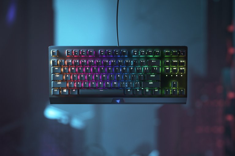 Razer BlackWidow V3 Tenkeyless US (Green Switch) - Black Background with Light (Top-Down View)