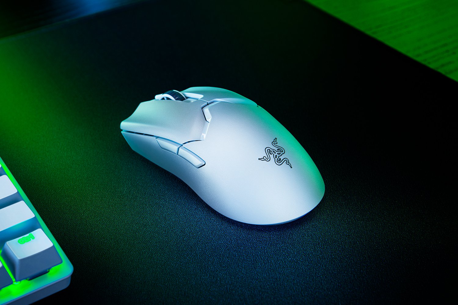 Buy Razer Viper V2 Pro - White | Gaming Mice | Razer.com
