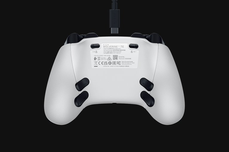 Razer Wolverine V3 Tournament Edition - White -view 1