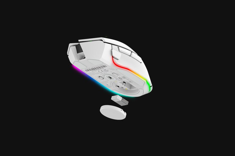 Razer Basilisk V3 Pro - White -view 4