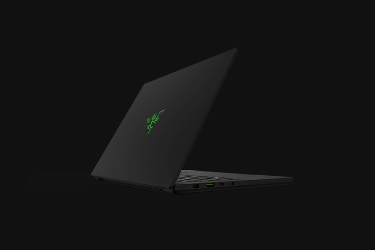 Razer Blade 14 - QHD+ 240 Hz - GeForce RTX 4060 - Negro -view 1