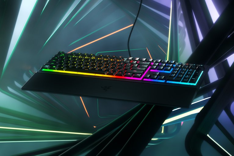 Razer Ornata V3 - US - Black -view 1