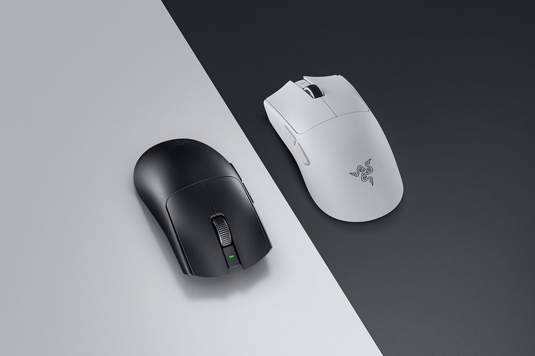 Razer Viper V4 Pro - White -view 1