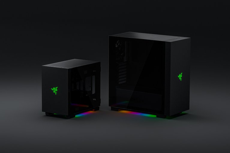 Razer Tomahawk Mini ITX with Razer Tomahawk ATX Comparison