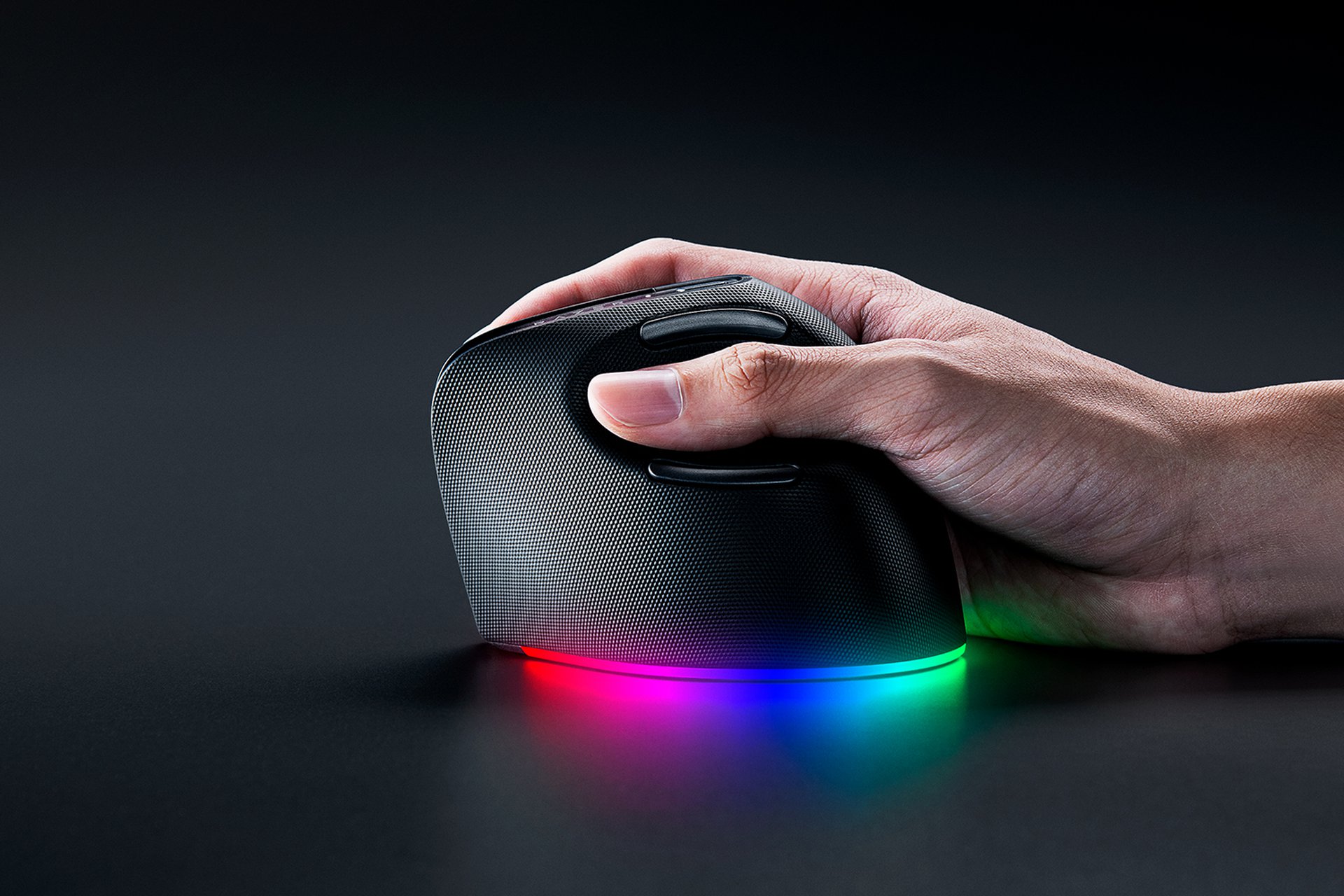 Buy Razer Pro Click V2 Vertical Edition | Gaming Mice | Razer.com