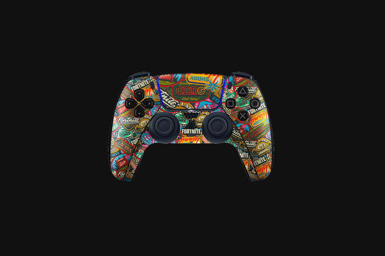 Razer Skins - PlayStation 5 (Disc) - Fortnite - Landscape 2 - Complete -view 1