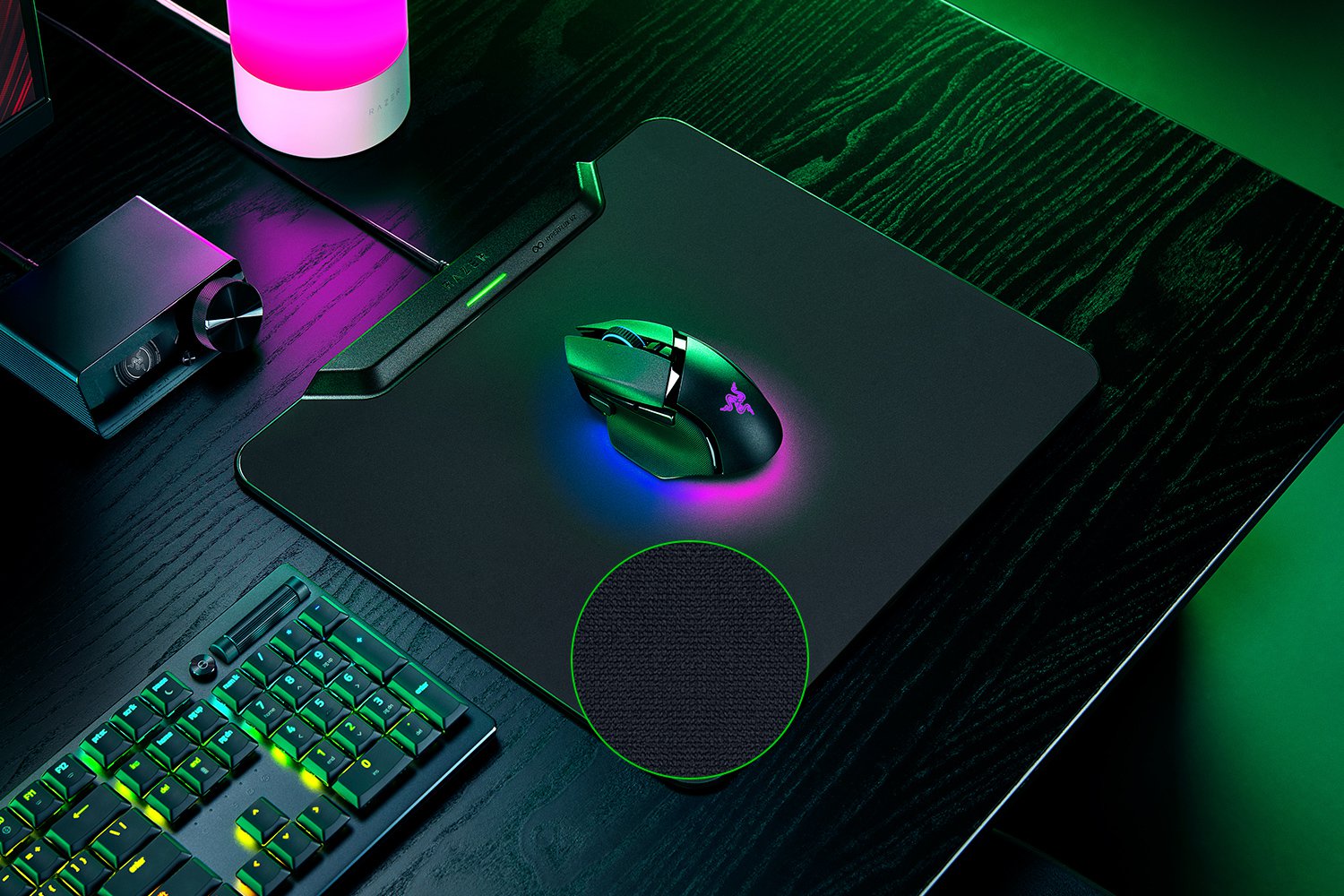 Razer HyperFlux V2 Wireless Charging System - Édition à surface douce