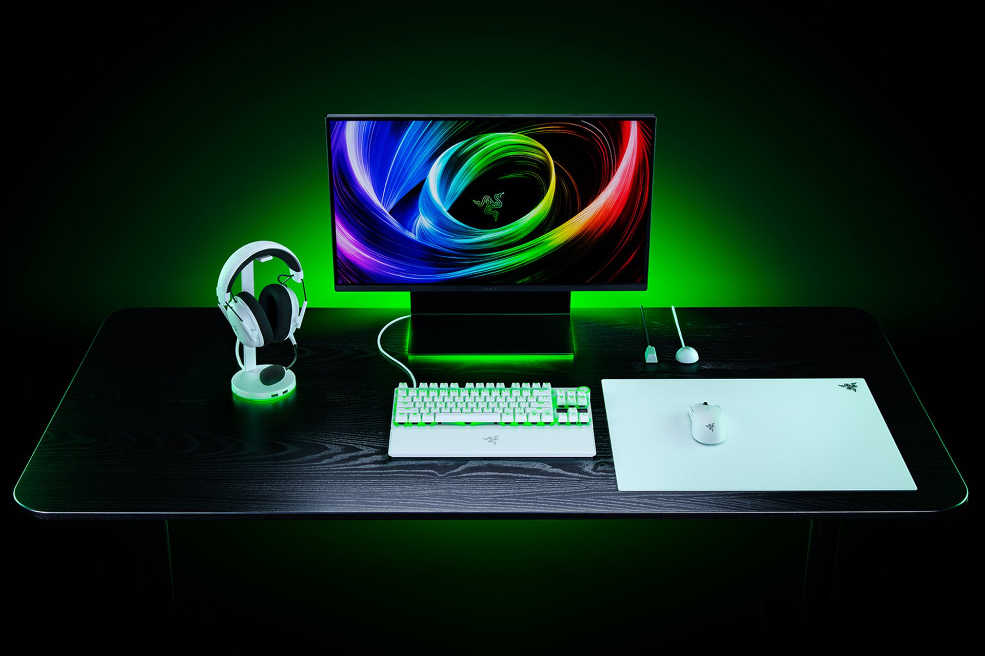 Buy Razer Atlas Pro - White | Gaming Mouse Mats | Razer.com
