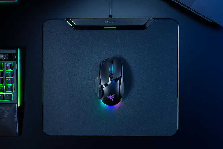 Razer Basilisk V4 Pro - Black -view 1