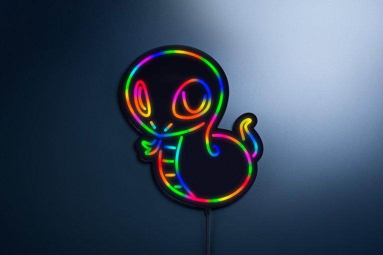 Razer Sneki Snek Wall Light -view 1