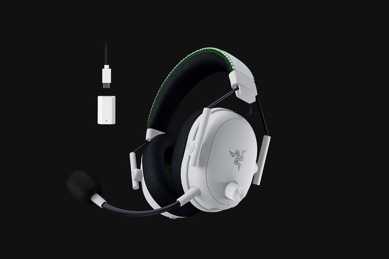 Razer BlackShark V3 Pro for Xbox - White -view 1