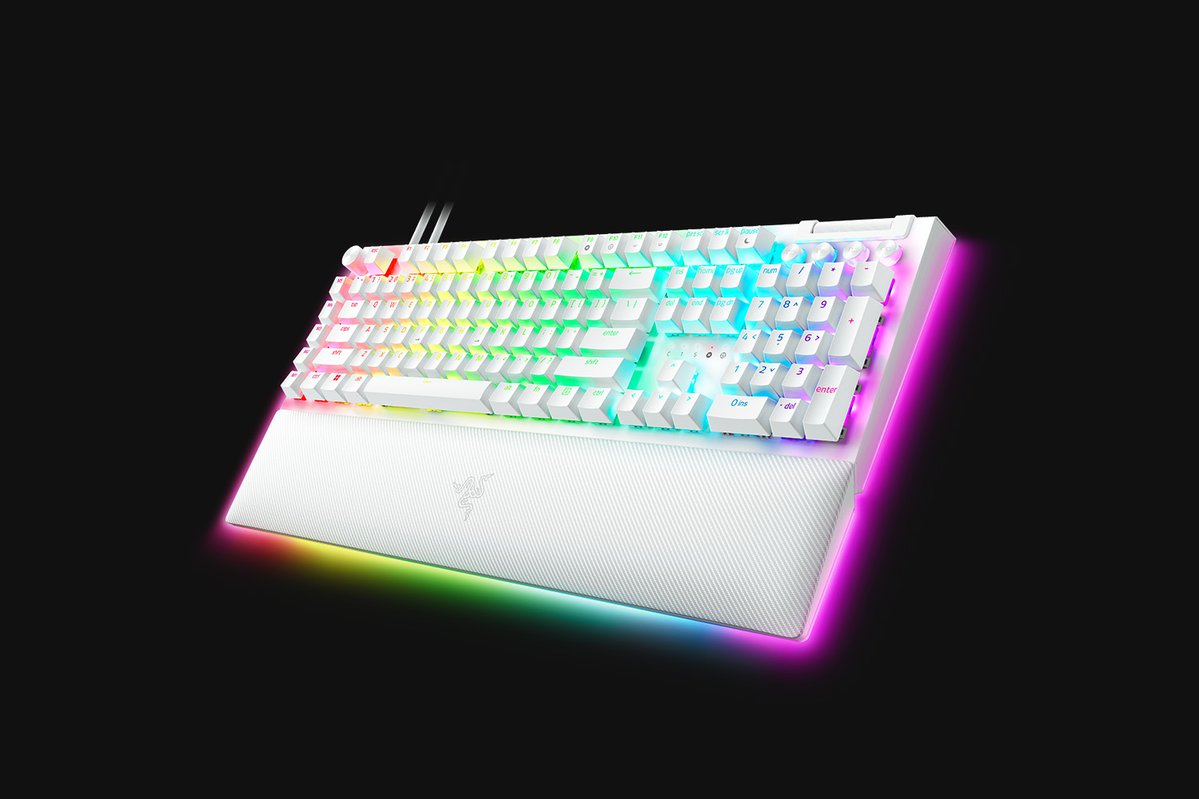 Razer BlackWidow V4 - Tastiera meccanica da gaming con Chroma RGB, Switch meccanici gialli - 6 pulsanti macro dedicati - Tasti in ABS a doppia iniezione - QWERTY US-Layout | Nero