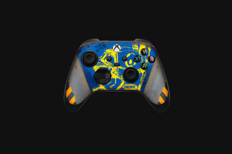 Razer Skins - Xbox Series X - Fortnite - Battle Bus - Complete -view 1