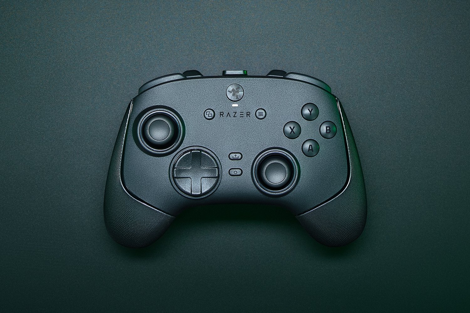 Razer Wolverine V3 Pro 8K PC - Nero