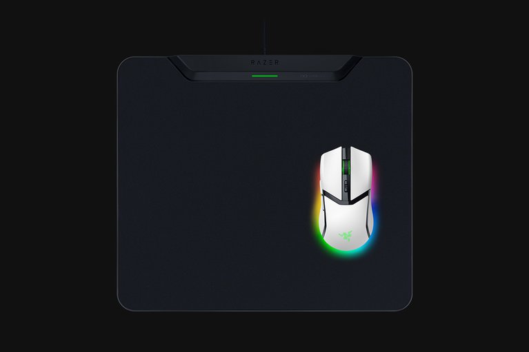 Razer Cobra Pro - White + HyperFlux V2 Wireless Charging System - Hard Edition -view 1