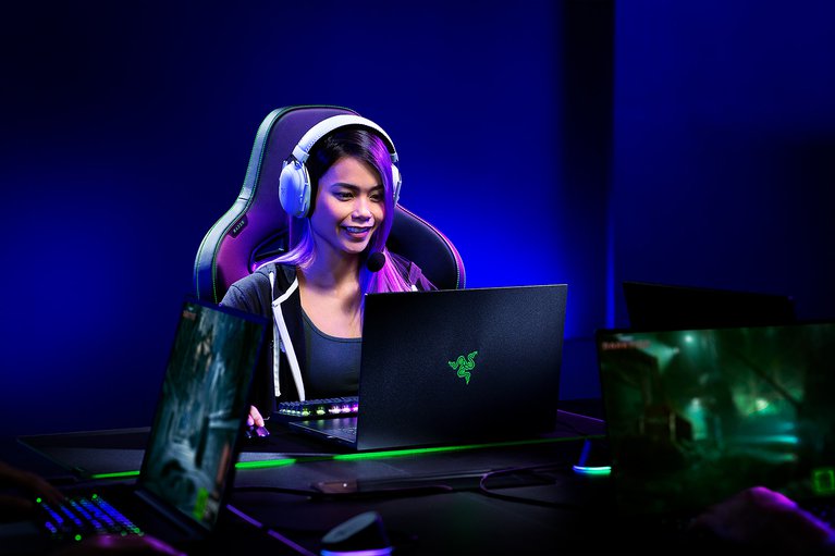 Razer BlackShark V2 Pro - 白色 -view 1