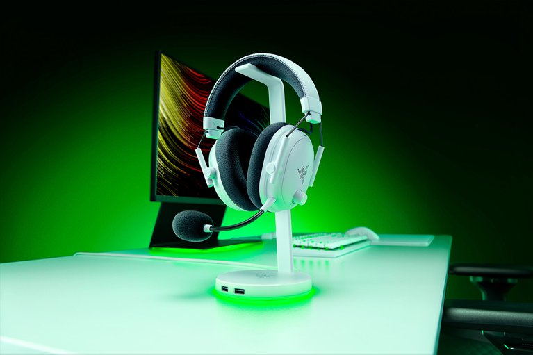 Razer BlackShark V3 Pro - White -view 1