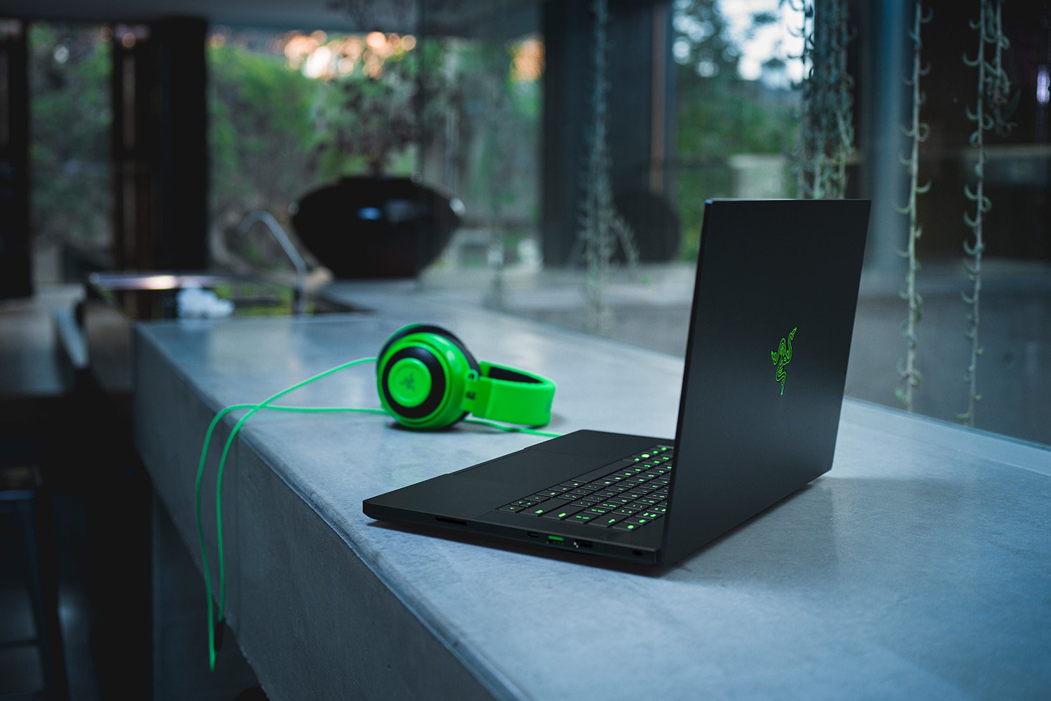 依然是最佳電競筆電的王者 Razer Blade 15