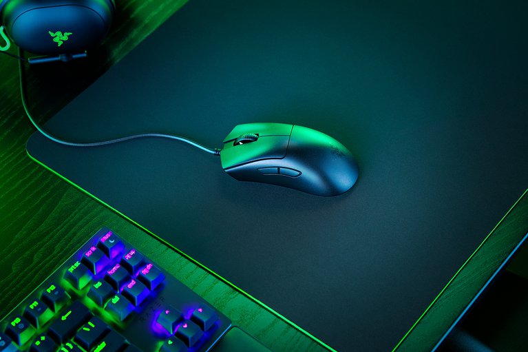 Razer DeathAdder V3 -view 1