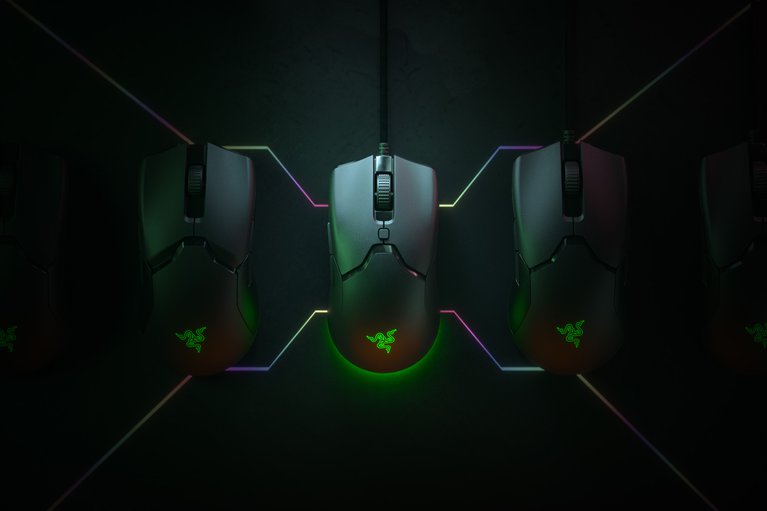 Razer Viper Mini Comparison Razer Viper - Black Background with