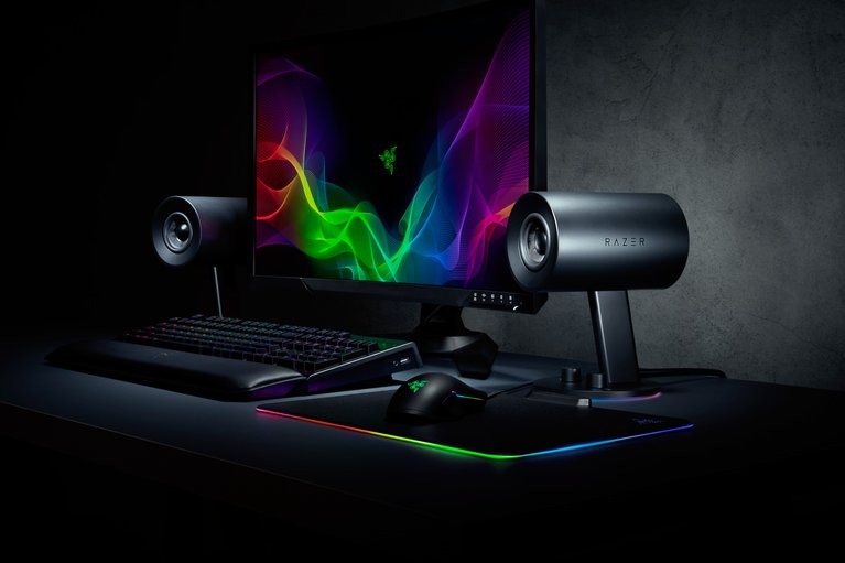 Razer Nommo on Razer Workstation Black (Angled View)