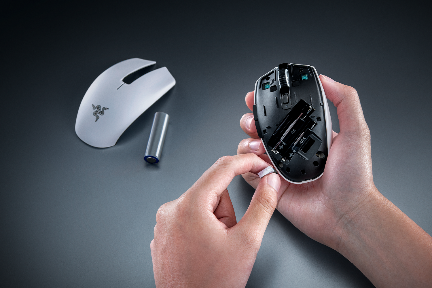 Razer Orochi V2 - 白色