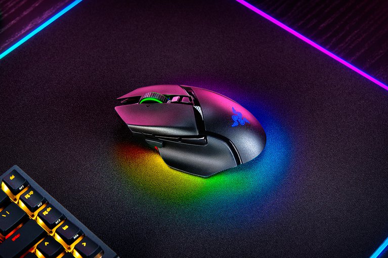 Razer Basilisk V3 Pro 35K - Black -view 1