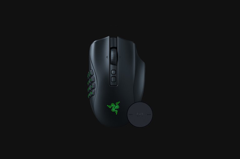 Razer Naga V2 Pro + Wireless Charging Puck Bundle -view 1