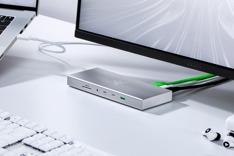 Razer USB 4 Dock - Mercury -view 1