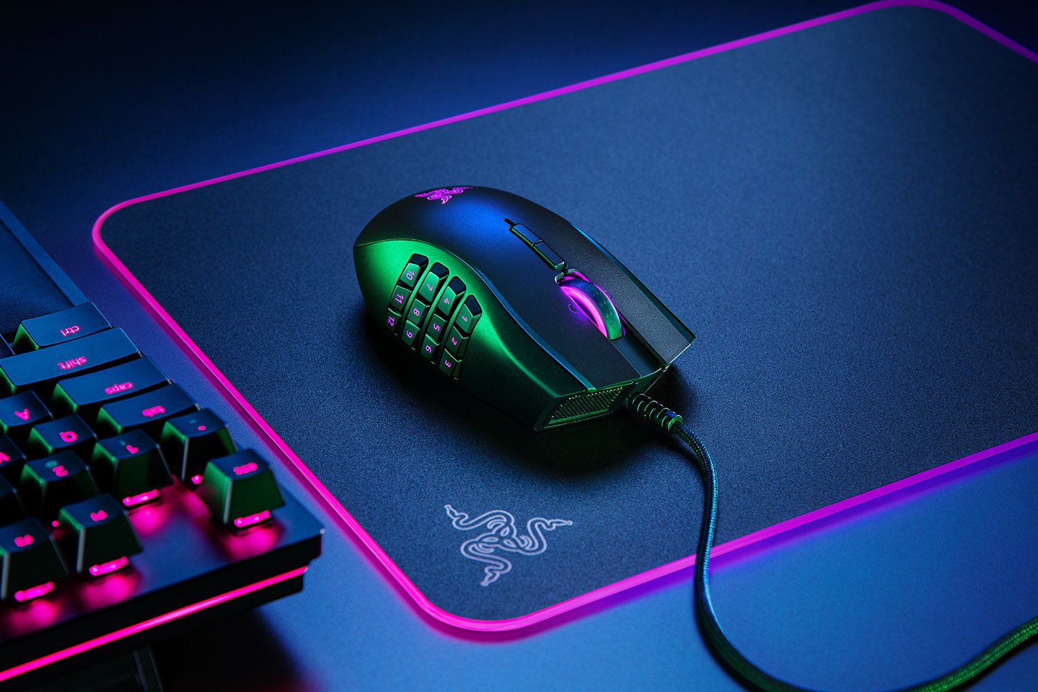 Razer Naga Left-Handed on Razer Workstation (Purple RGB Theme)