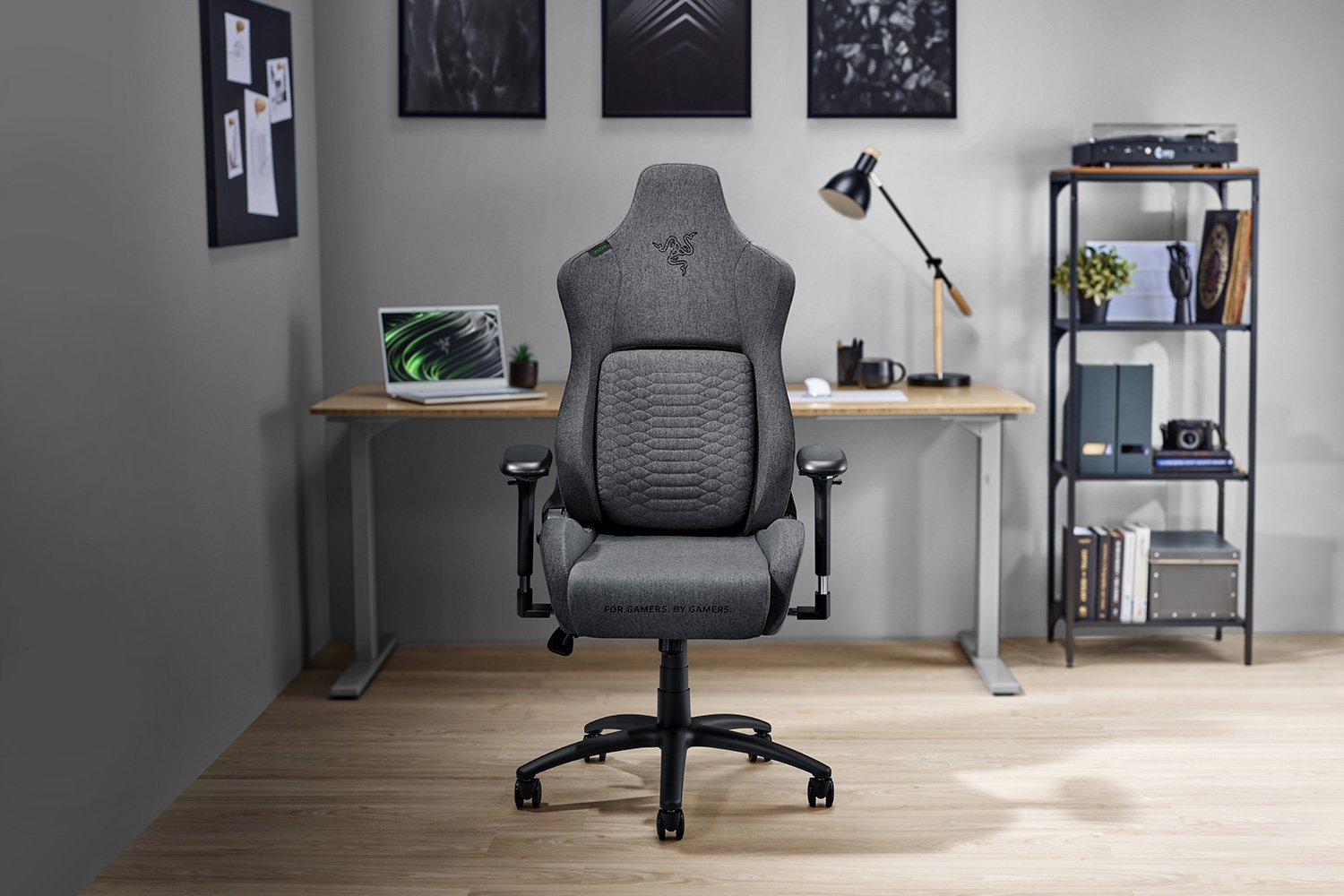 Razer Iskur Gaming Chair Now Comes In Sleek All-Black Design