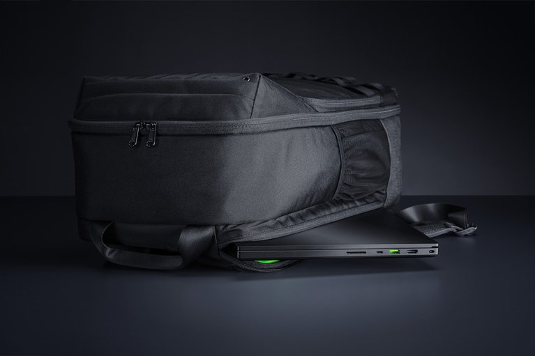 Razer Concourse Pro Backpack 17.3 Lay Down with Razer Laptop in Compartment