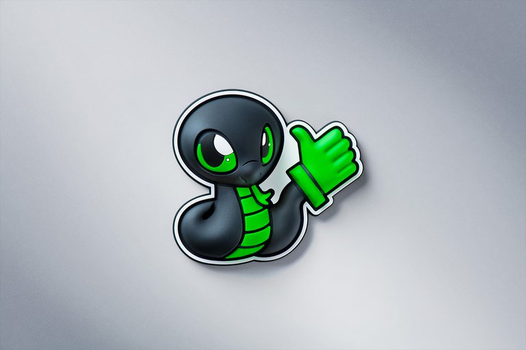 Razer Sneki Snek Fridge Magnet (Thumbs Up) - Silver Background with Light