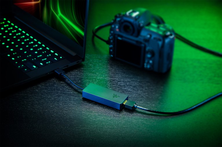 Razer Ripsaw X Attached to Razer Blade Pro and Camera Desktop Green Backlight