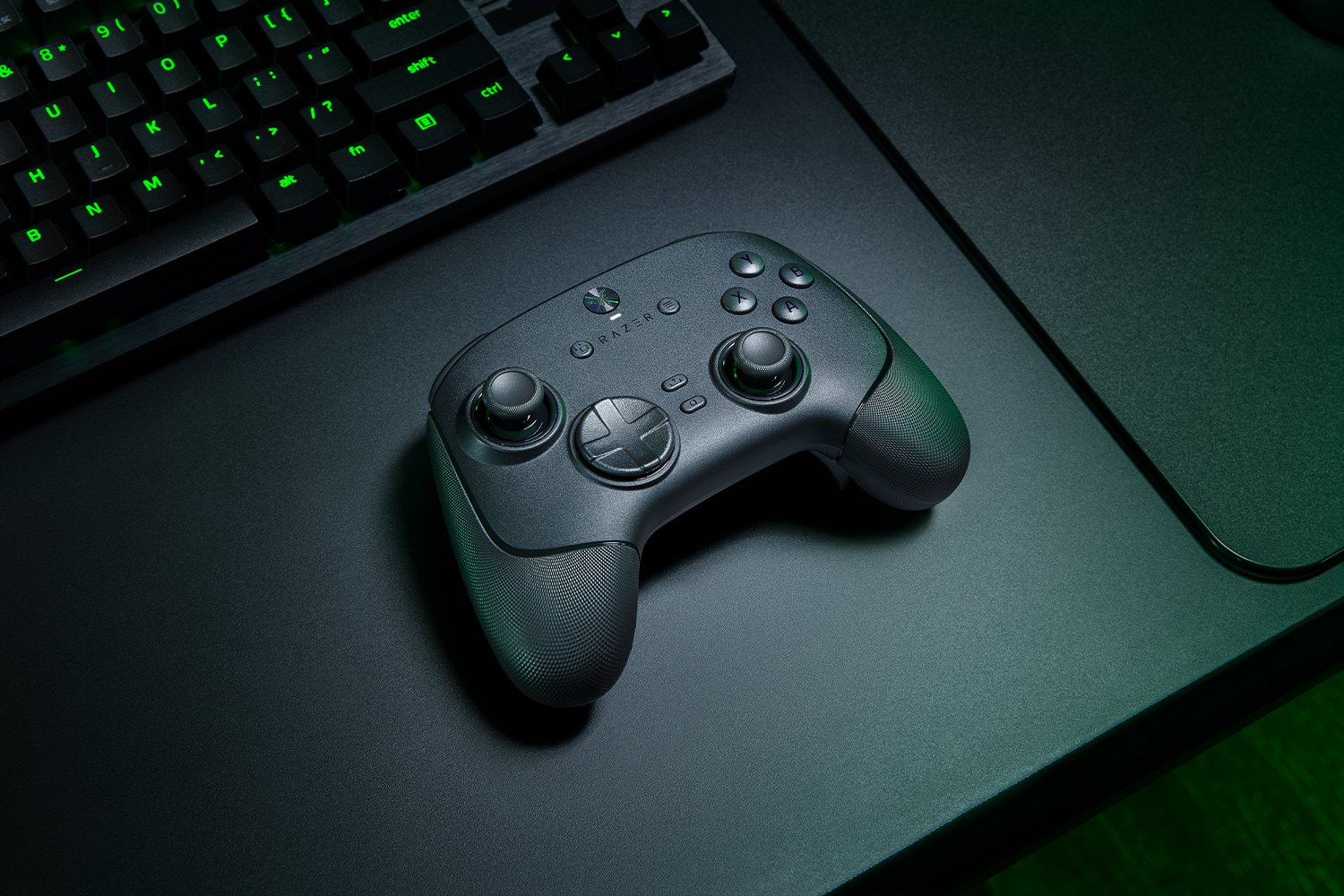 Razer Wolverine V3 Pro 8K PC - Nero