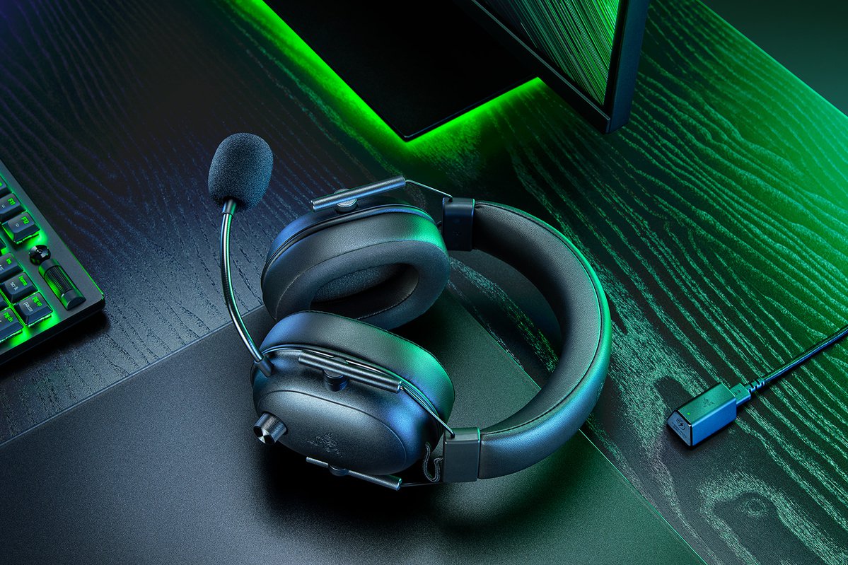 Razer BlackShark V2 HyperSpeed - ブラック | Audio