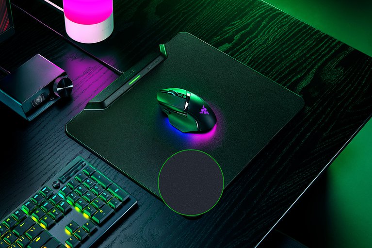 Razer HyperFlux V2 Wireless Charging System - Hard Edition -view 1