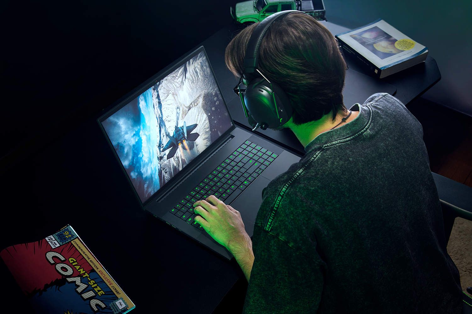 Razer Blade 18 - Dual UHD+ 240 Hz | FHD+ 440 Hz - GeForce RTX 5070 Ti - Black