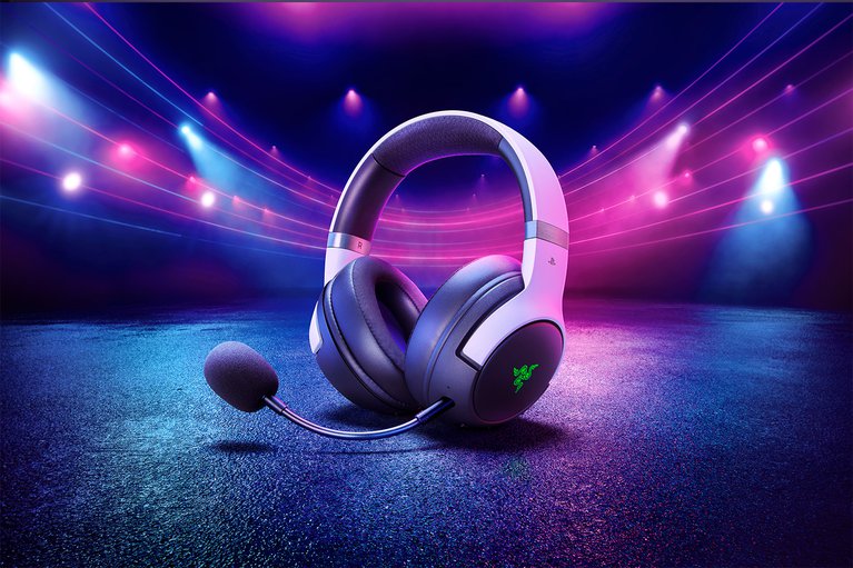 Razer Kaira Pro HyperSpeed Chroma RGB Wireless Gaming Headset For PS  (E80005013)