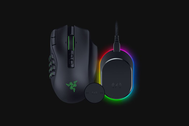 Razer Naga V3 Pro + Mouse Dock Pro Bundle -view 1