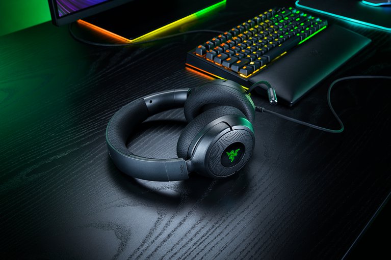Razer Kraken V4 X Sensa HD Haptics -view 1