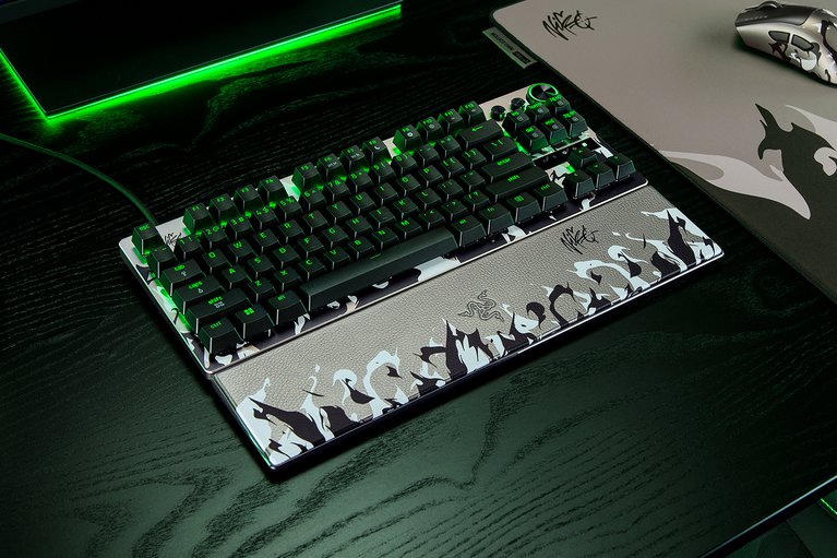 Razer Huntsman V3 Pro Tenkeyless 8KHz - US - NiKo Edition -view 1
