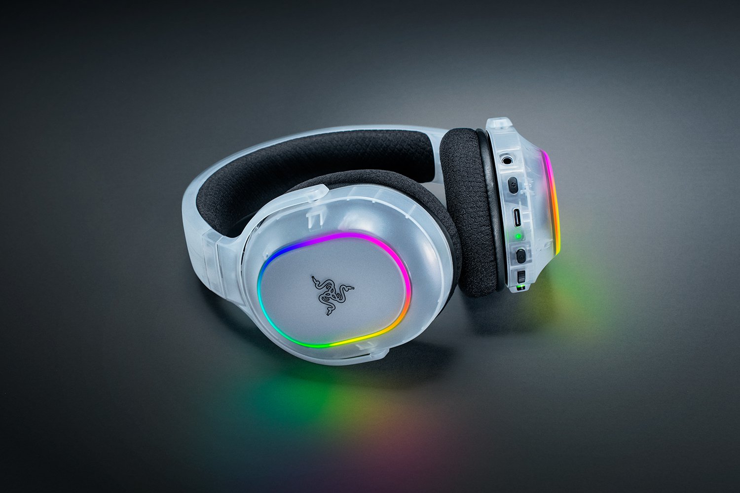 Razer Barracuda X Chroma - Phantom White Edition