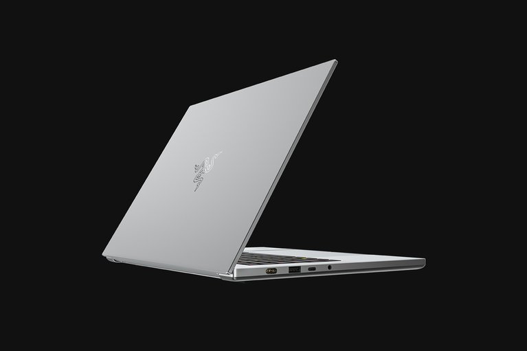 Razer Blade 14 - 3K 120 Hz OLED - GeForce RTX 5070 - Mercury -view 1