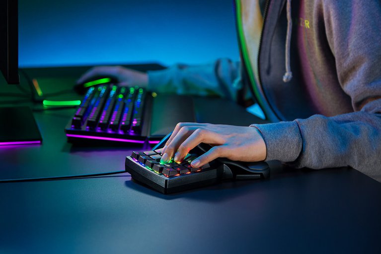 Razer Tartarus Pro (Black) Male Model Hands Gaming (Back-Angled View)