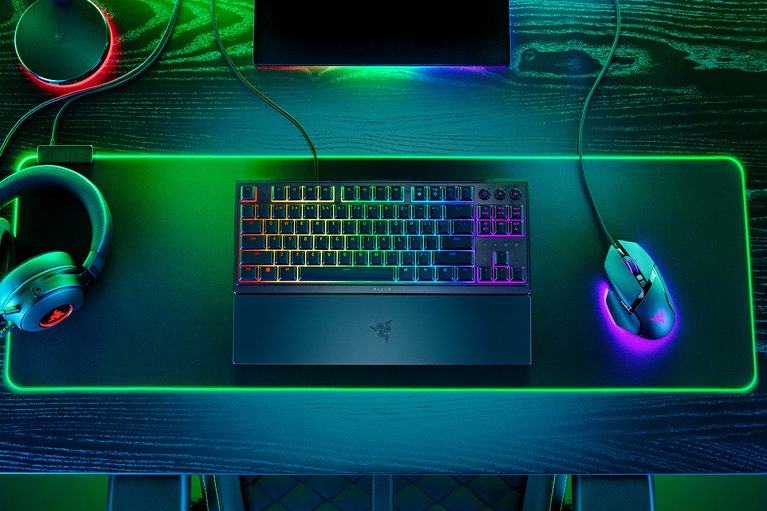 Razer Ornata V3 Tenkeyless - US - Noir -view 1