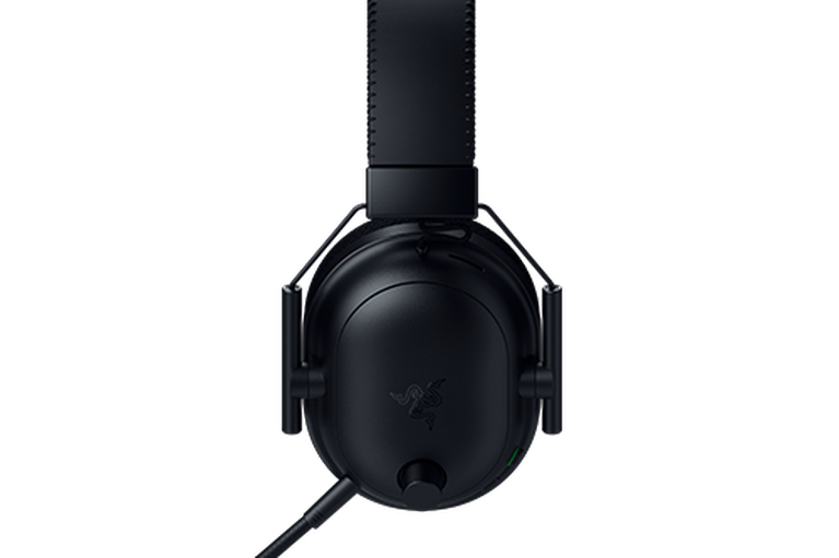 Buy Razer BlackShark V2 Pro - Black | Gaming Headsets | Razer.com