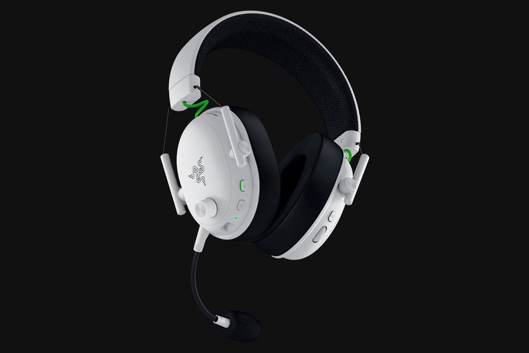 Razer BlackShark V3 for Xbox - White -view 1
