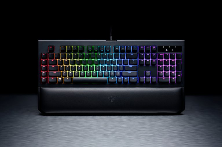 Razer BlackWidow Chroma V2 - Yellow Switch - NO -view 1