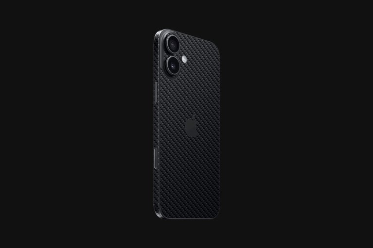 Razer Skins - iPhone 16 Plus - Carbon Fiber - Full -view 1